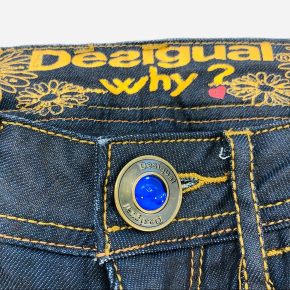 Desigual, Embroidered Jeans, Size 26 - Picture 7 of 16